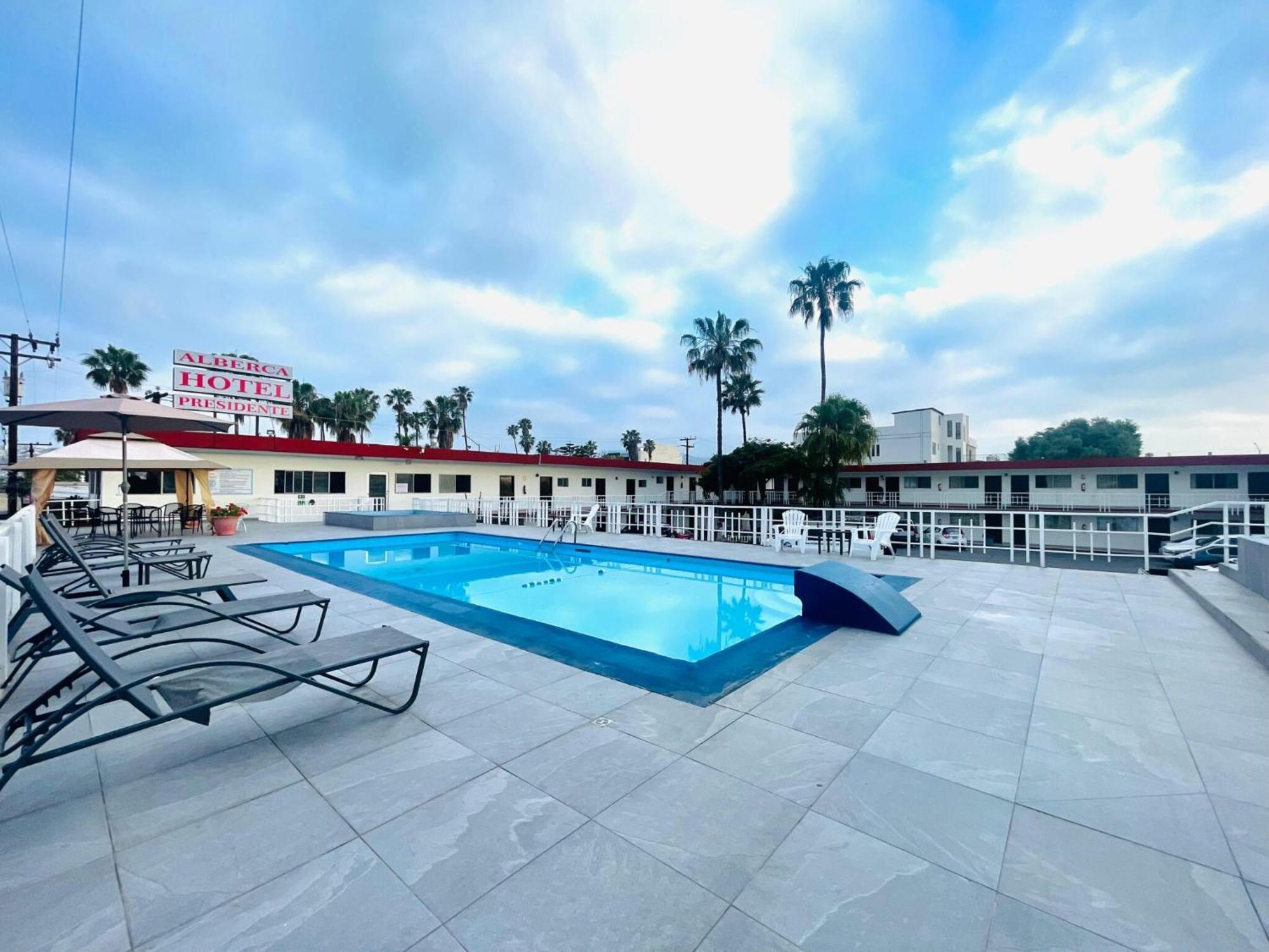 Hotel Presidente Ensenada Exterior photo
